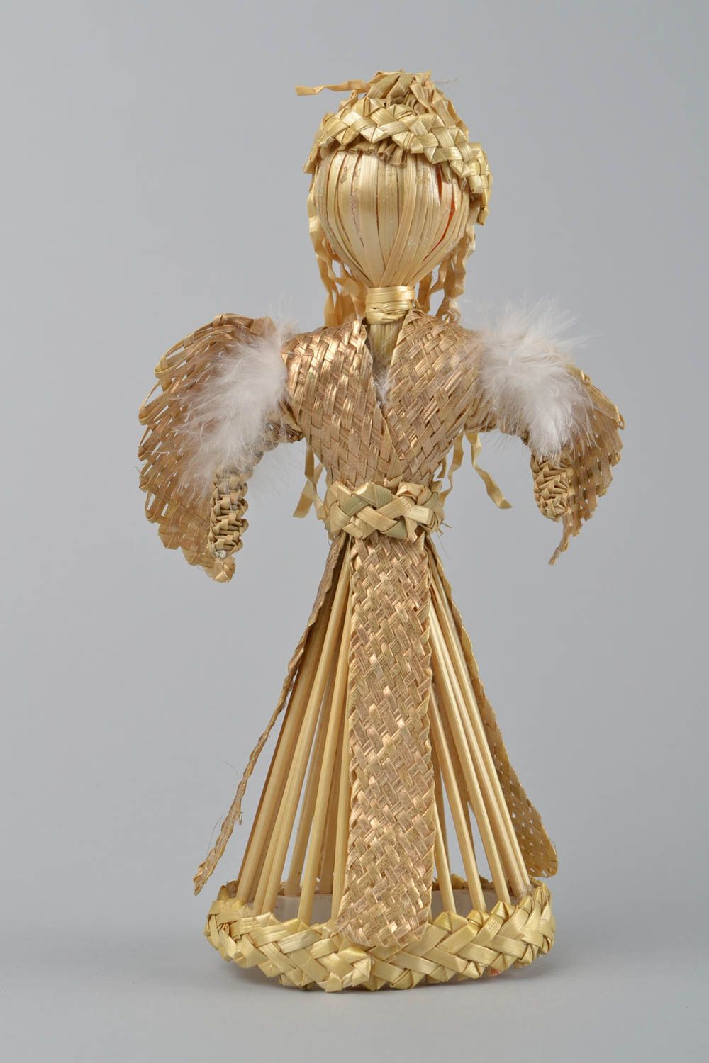 Ангел-хранитель из соломы плетеная подвеска интерьерная красивая ручной работы фото 3