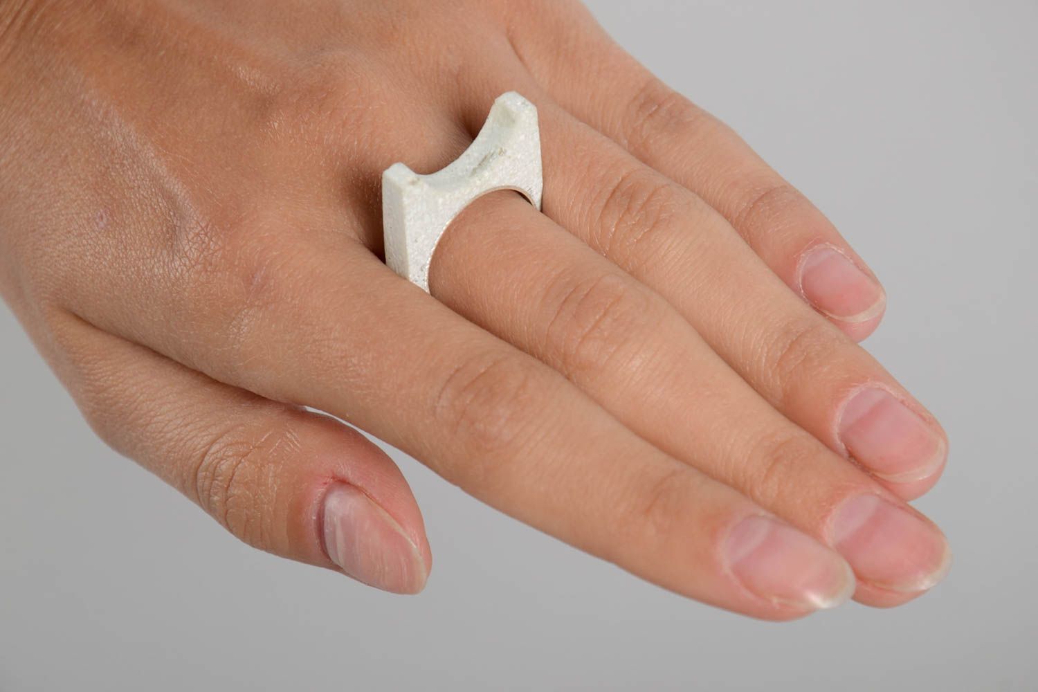 Кольцо ручной работы из бетона эксклюзивное кольцо необычное женское кольцо фото 3