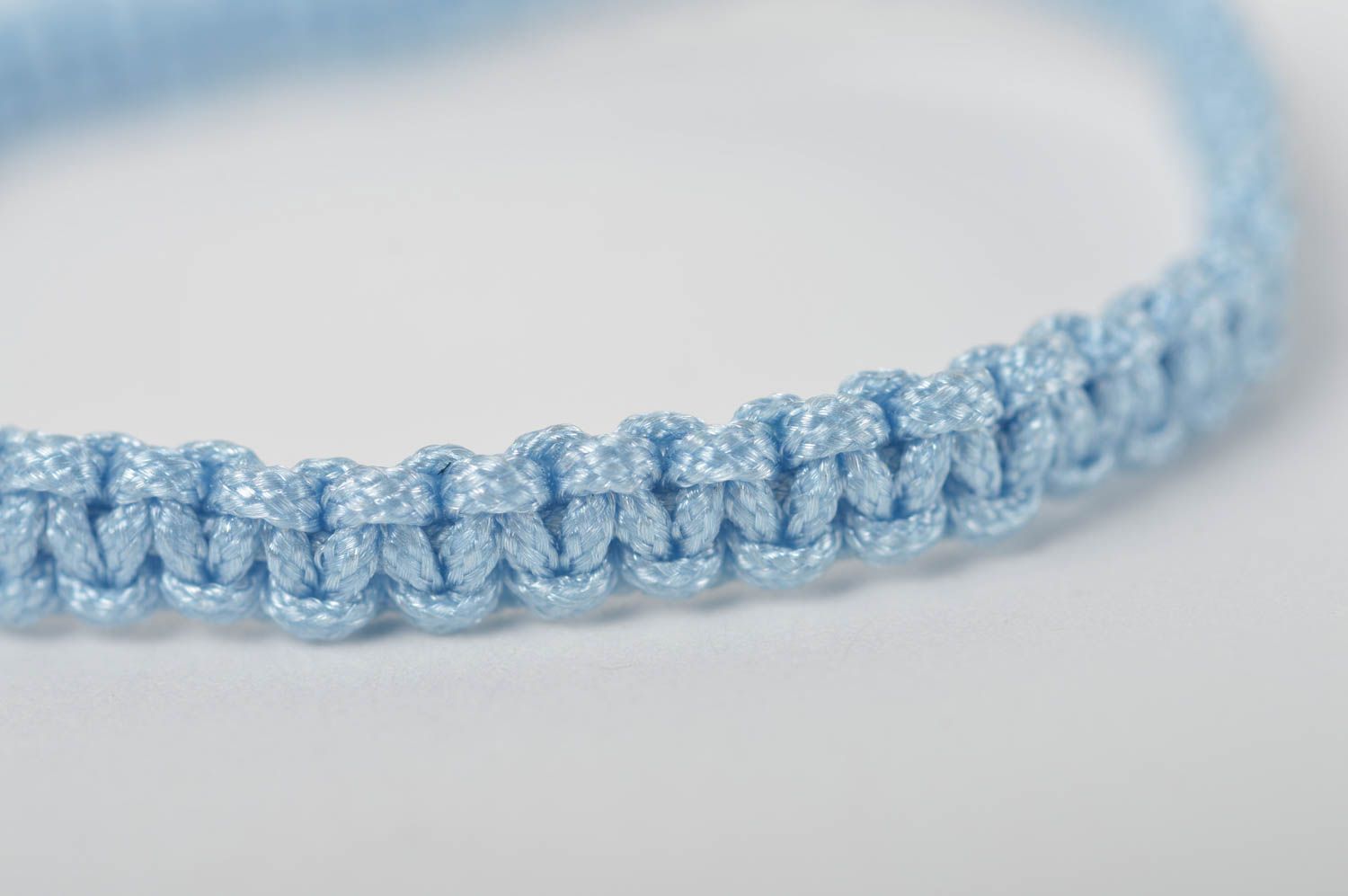 Bracelet tressé en lacets cirés Bijou fait main bleu fin original Cadeau enfant photo 3