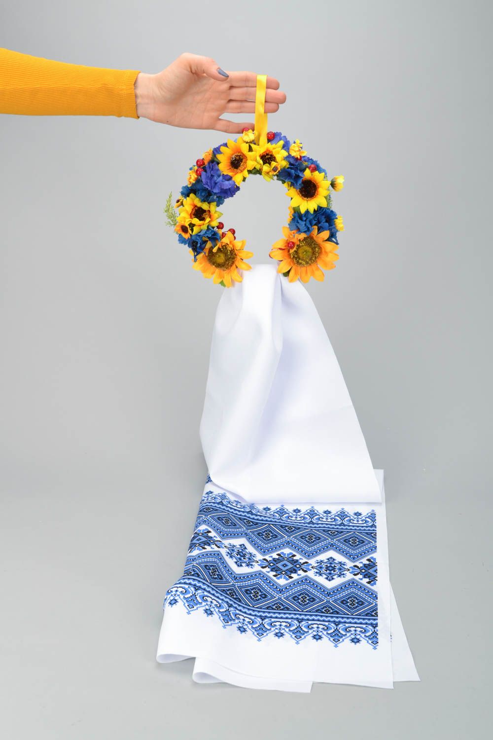Handmade wreath with towel photo 2