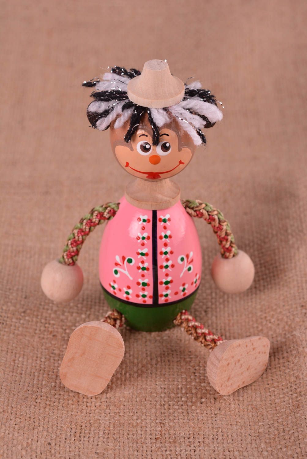 Игрушка ручной работы игрушка из дерева подарок для ребенка розовая обезьяна фото 1