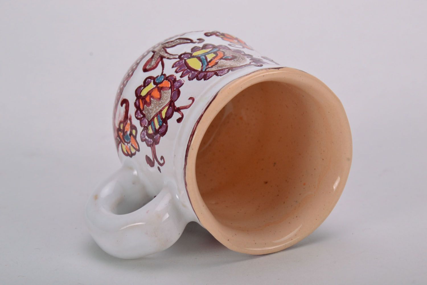 White and cherry color clay glazed decorative coffee cup with handle and beige glaze inside photo 3