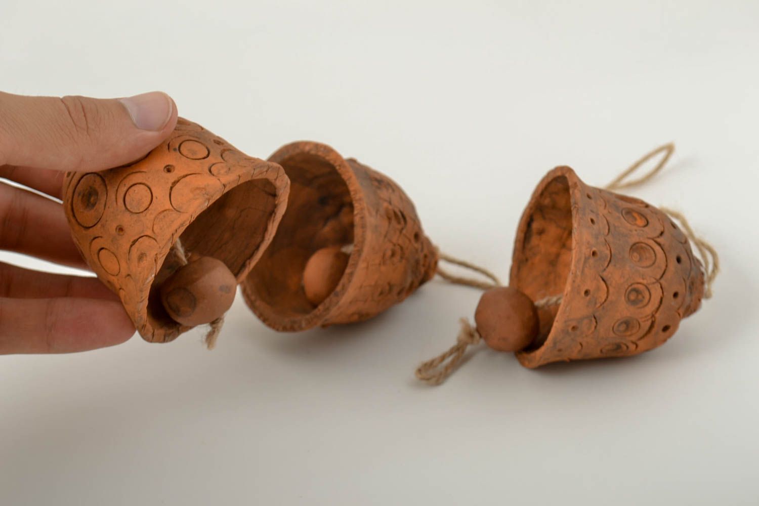 Cloches sonnettes fait main Déco maison en argile Suspensions décoratives 3 pcs photo 4