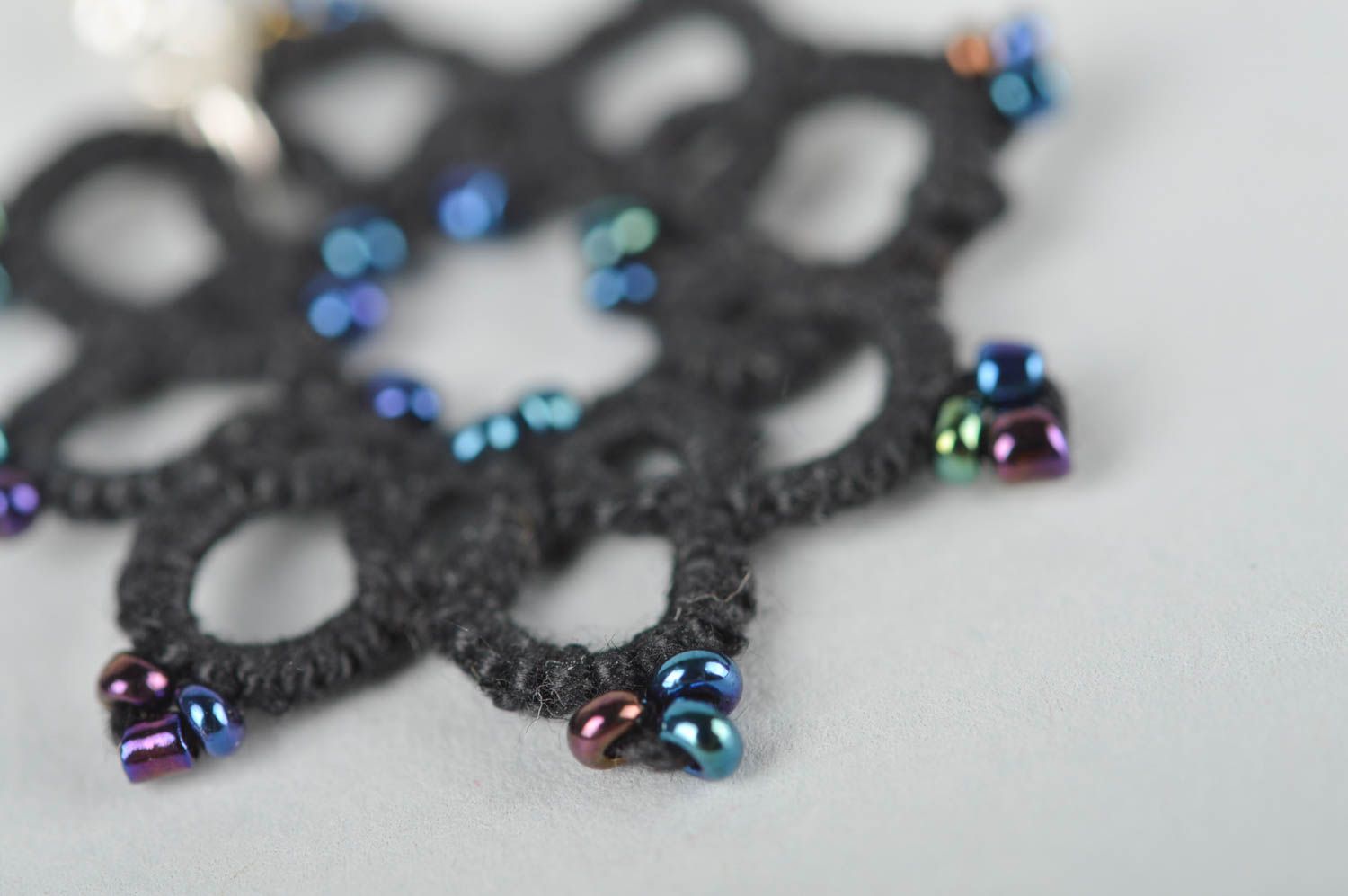 Stylish handmade woven earrings with beads textile earrings fashion tips photo 4