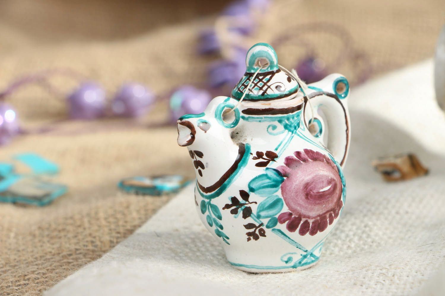 Small decorative teapot photo 5