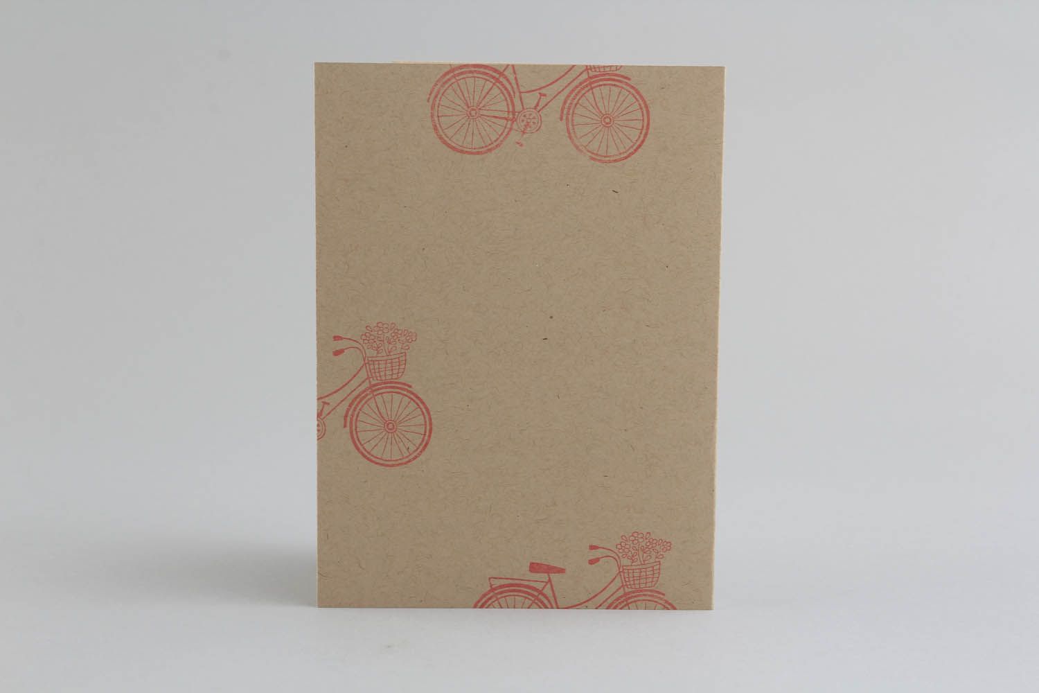 Cartão postal artesanal de kraft-papel carta feita à mão foto 3