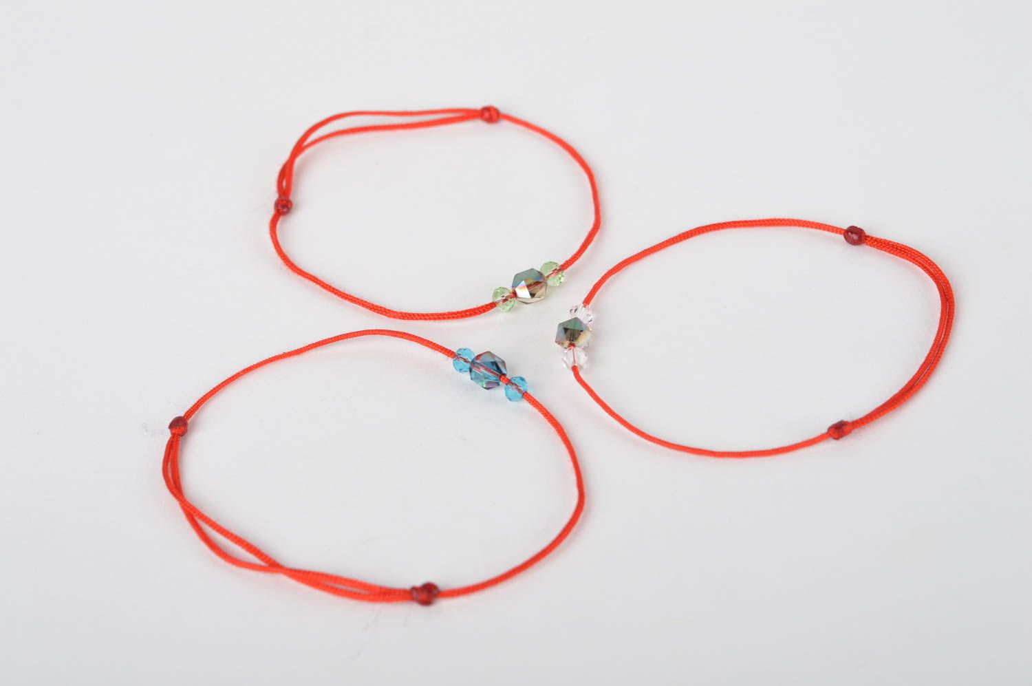 Красные браслеты ручной работы три стильных браслета с бусинами модная бижутерия фото 5