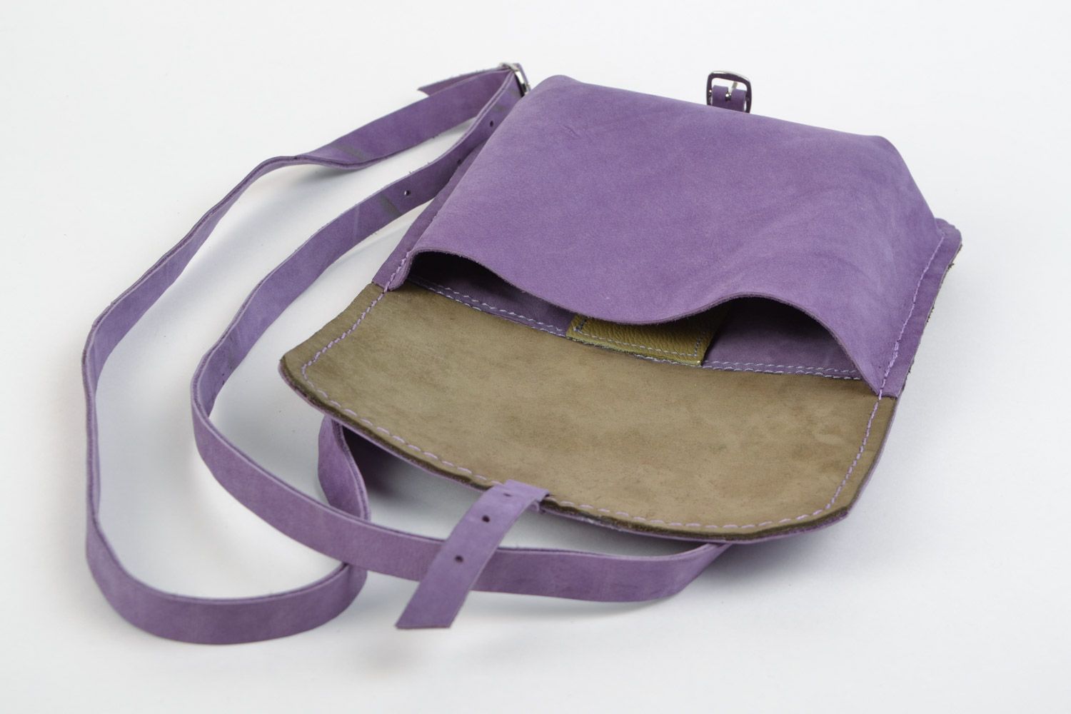 Handmade genuine leather clutch bag of lilac color with long handle for women photo 5