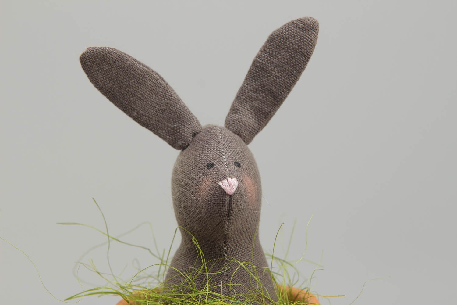 Пасхальный кролик в горшке композиция  фото 2
