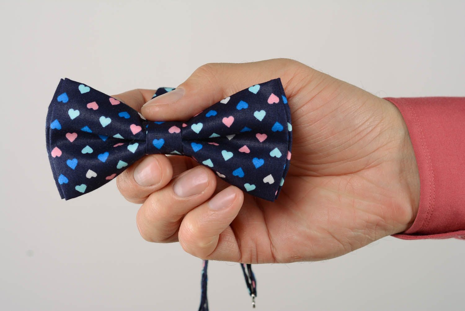 Bow tie with hearts photo 5