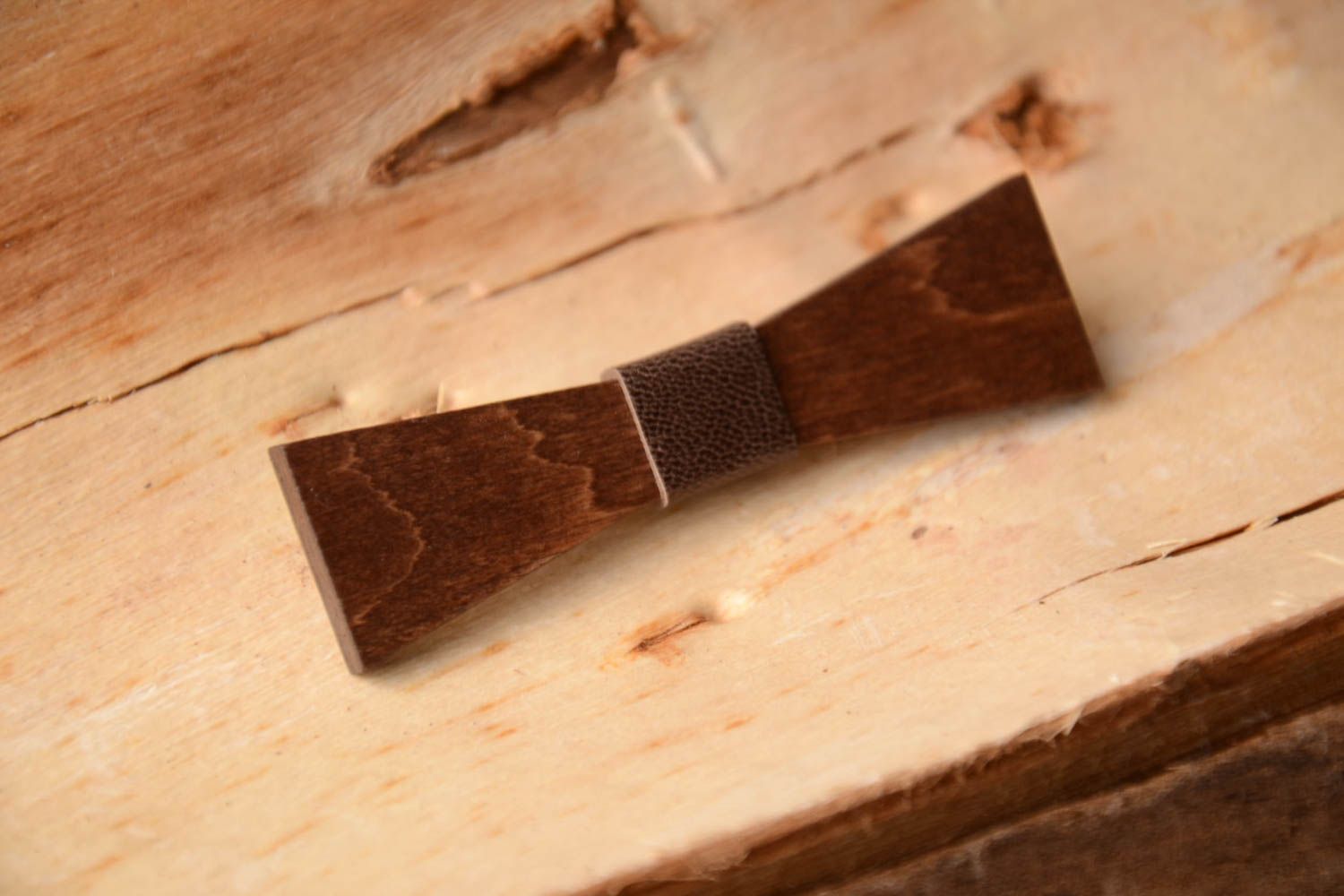 Handmade unusual wooden brooch stylish designer bow tie male accessory photo 1