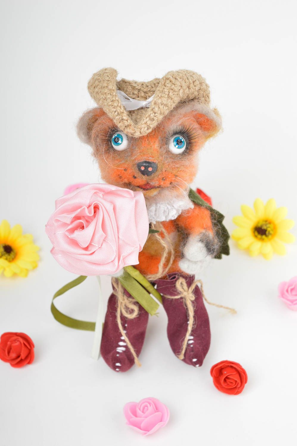 Handmade natürliches Spielzeug Deko Figur Designer Geschenk Katze mit Blume foto 1