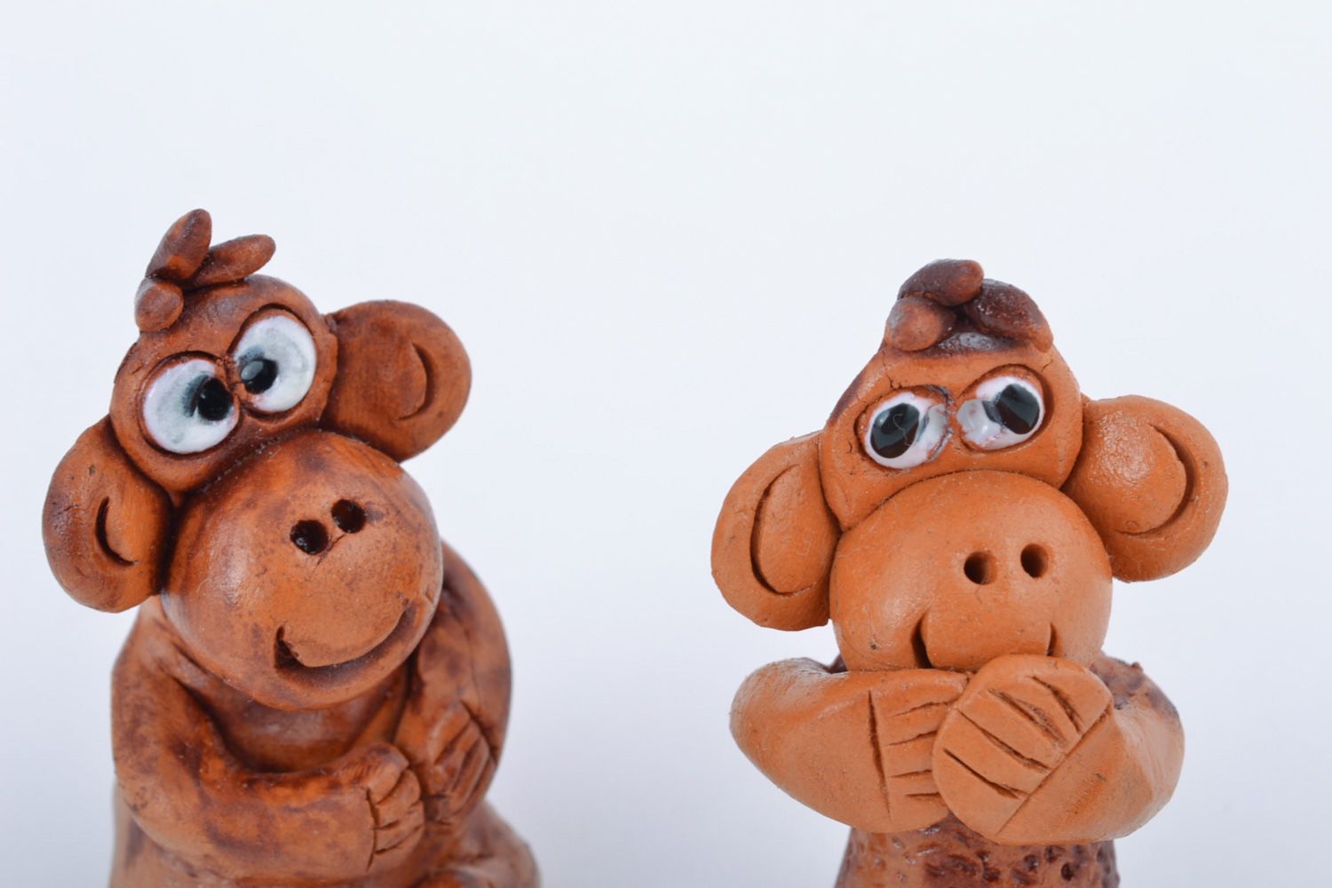 Statuette scimmie in argilla fatte a mano figurine decorative in ceramica  foto 3