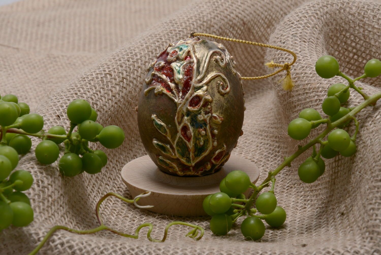 Suspension décorative artisanale œuf de Pâques Oiseau du paradis et fleur
 photo 5