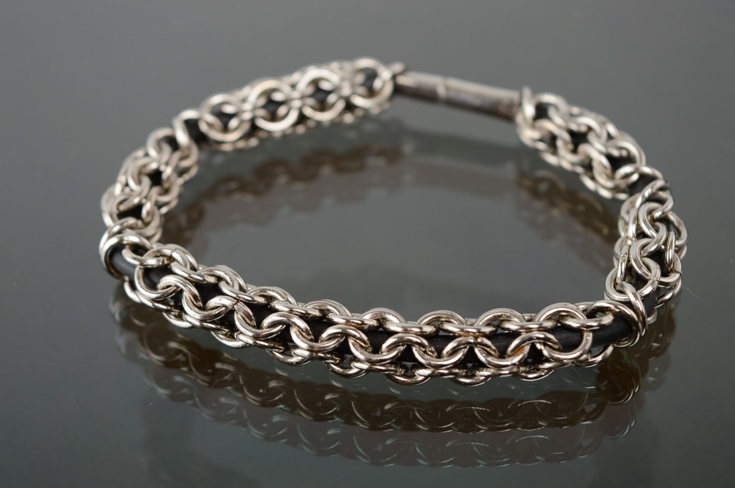 Chainmail metal bracelet photo 1