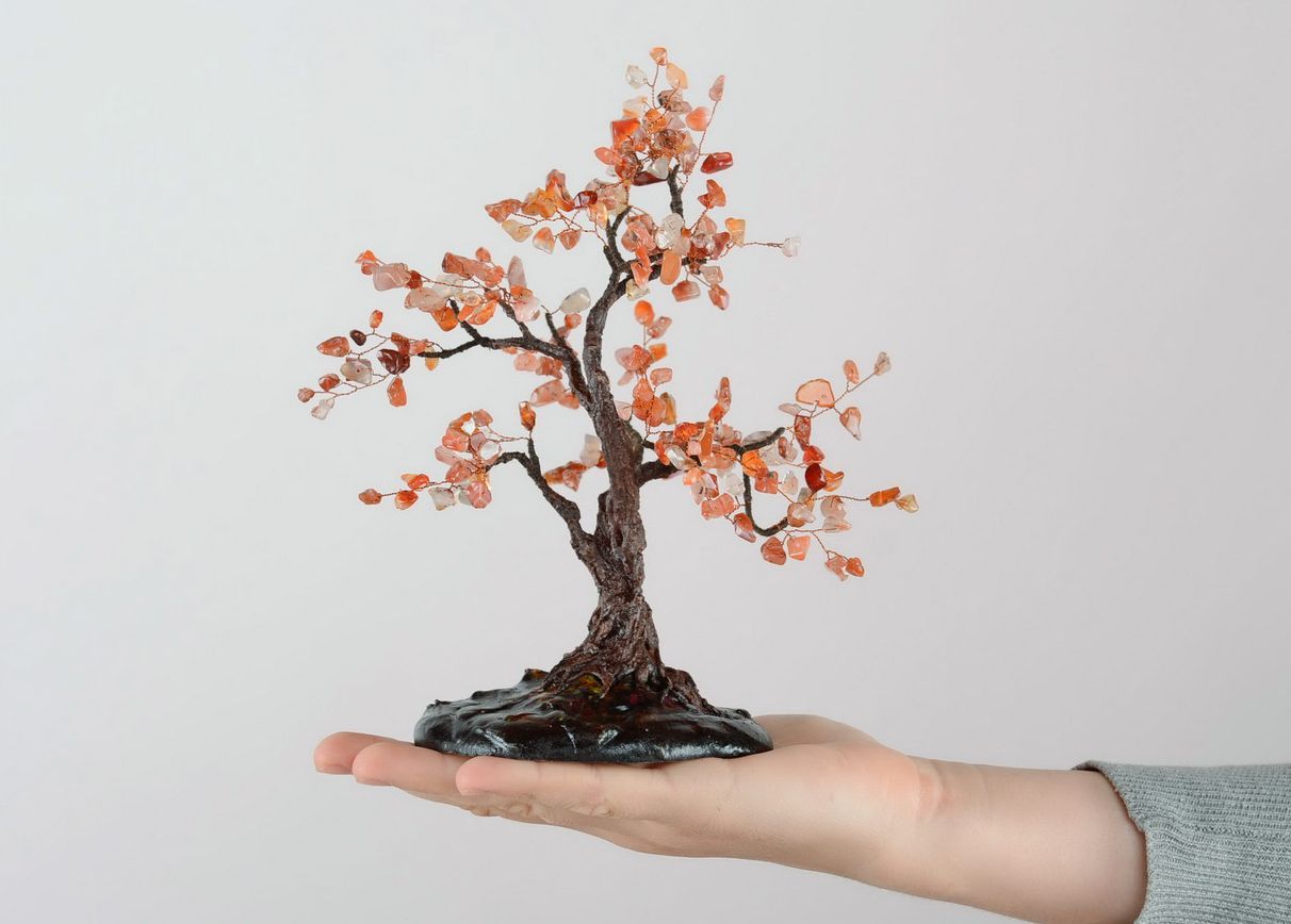 Dekorative Statuette Herbstlicher Baum aus Karneol foto 4
