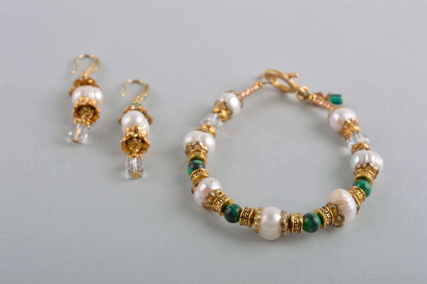 Boucles d'oreilles Bracelet fait main en laiton et perles Accessoires femme photo 3