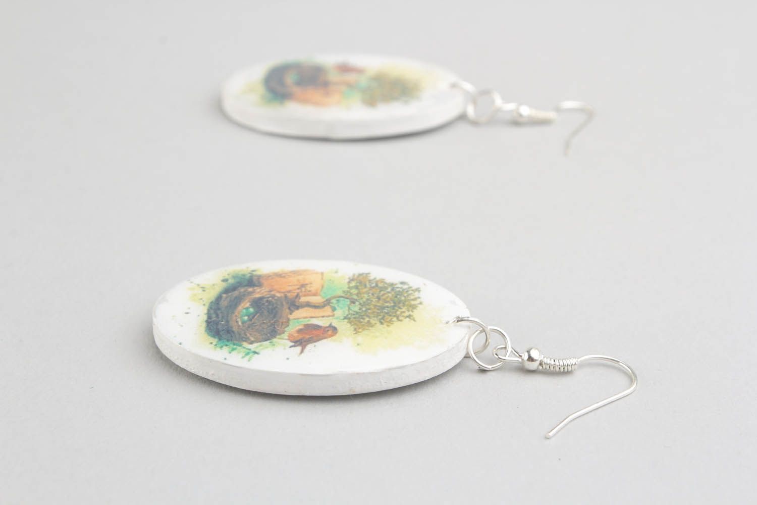 Earrings with pattern photo 3