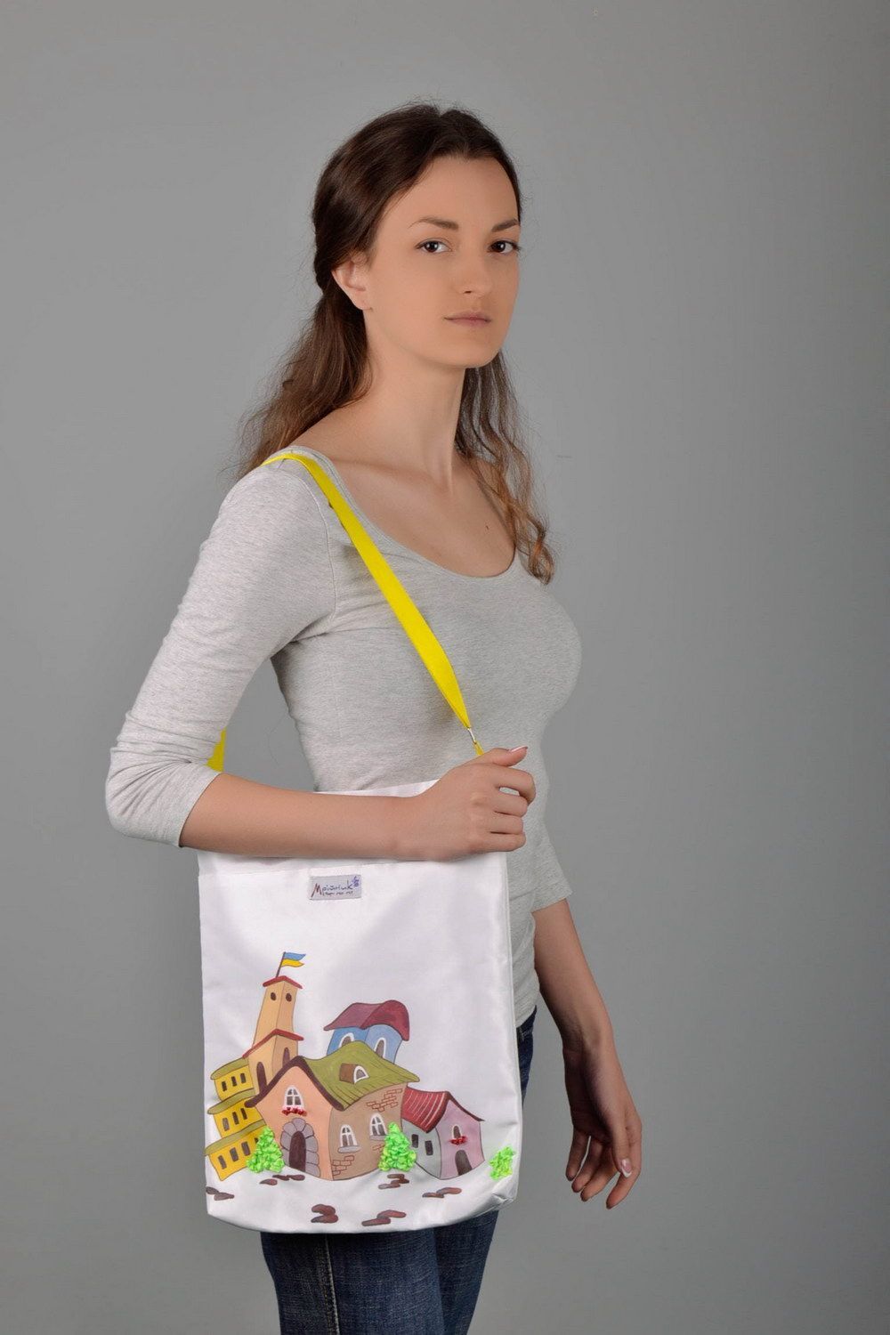 Handbag with designer drawing photo 4