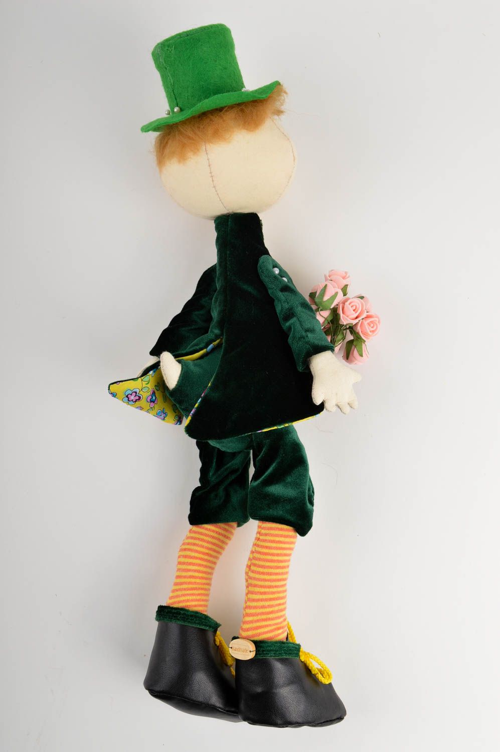 Кукла ручной работы кукла из ткани мягкая кукла в велюровом костюме Кузнечик фото 3