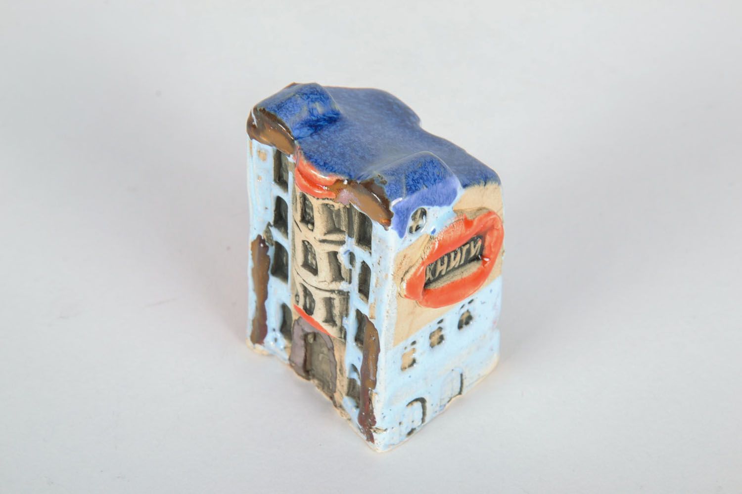 Maisonnette miniature céramique décorative faite main souvenir Bibliothèque photo 3