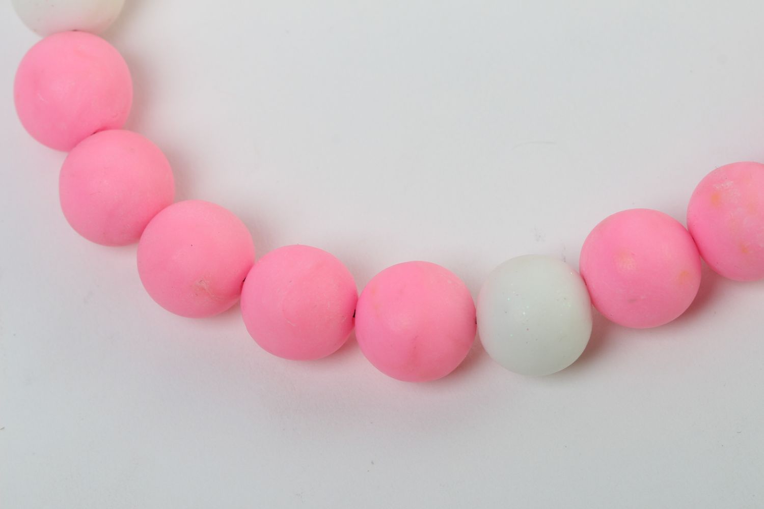 Collier rose Bijou fait main perles en pâte polymère Cadeau pour femme photo 4