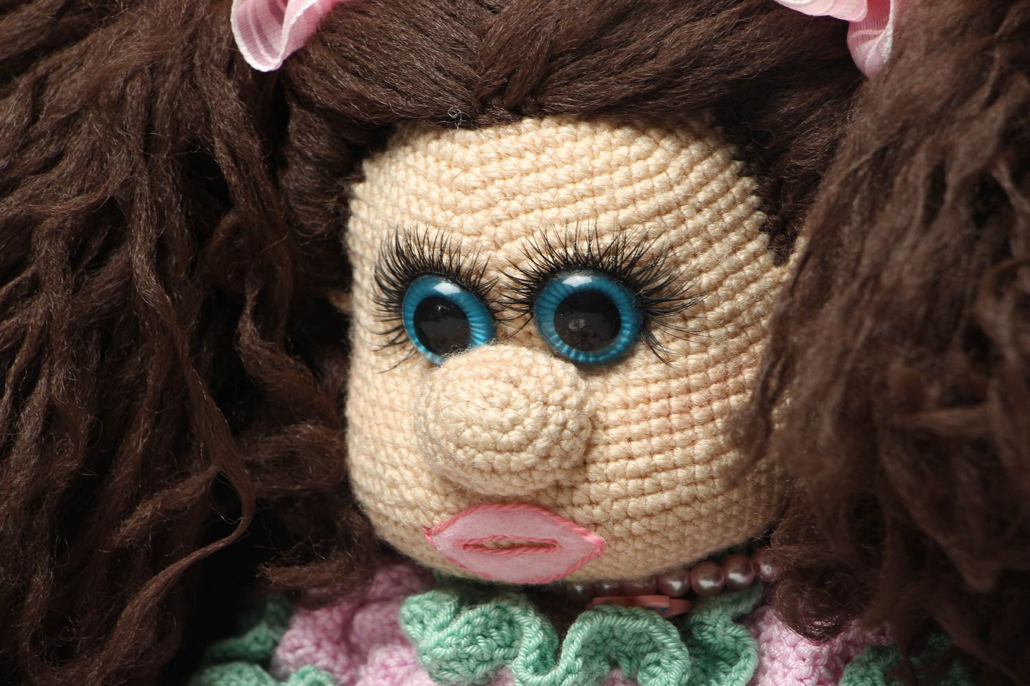 Bambola a maglia fatta a mano pupazzo morbido giocattolo da bambini a uncinetto
 foto 2
