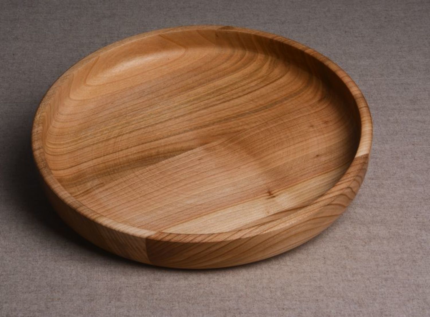 Wooden plate for dry food photo 5