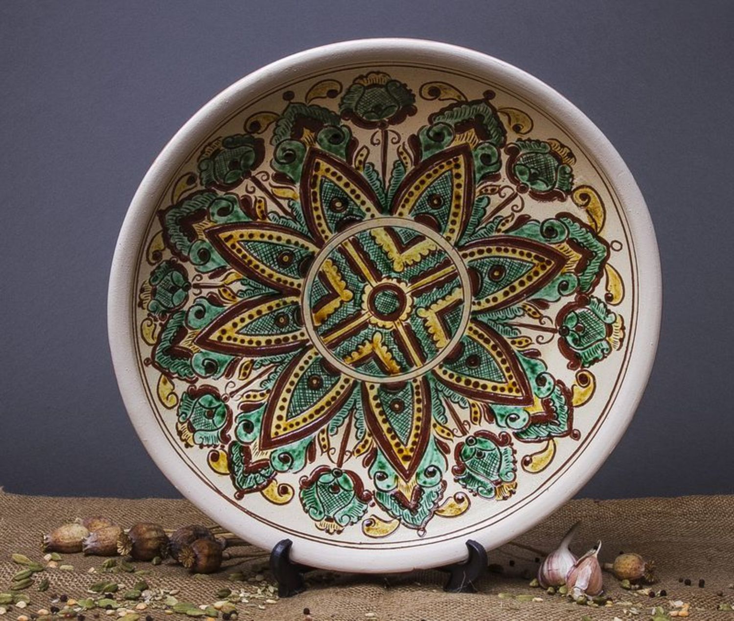 Piatto decorativo fatto a mano piattino da parete piatto in ceramica da tavolo
 foto 3