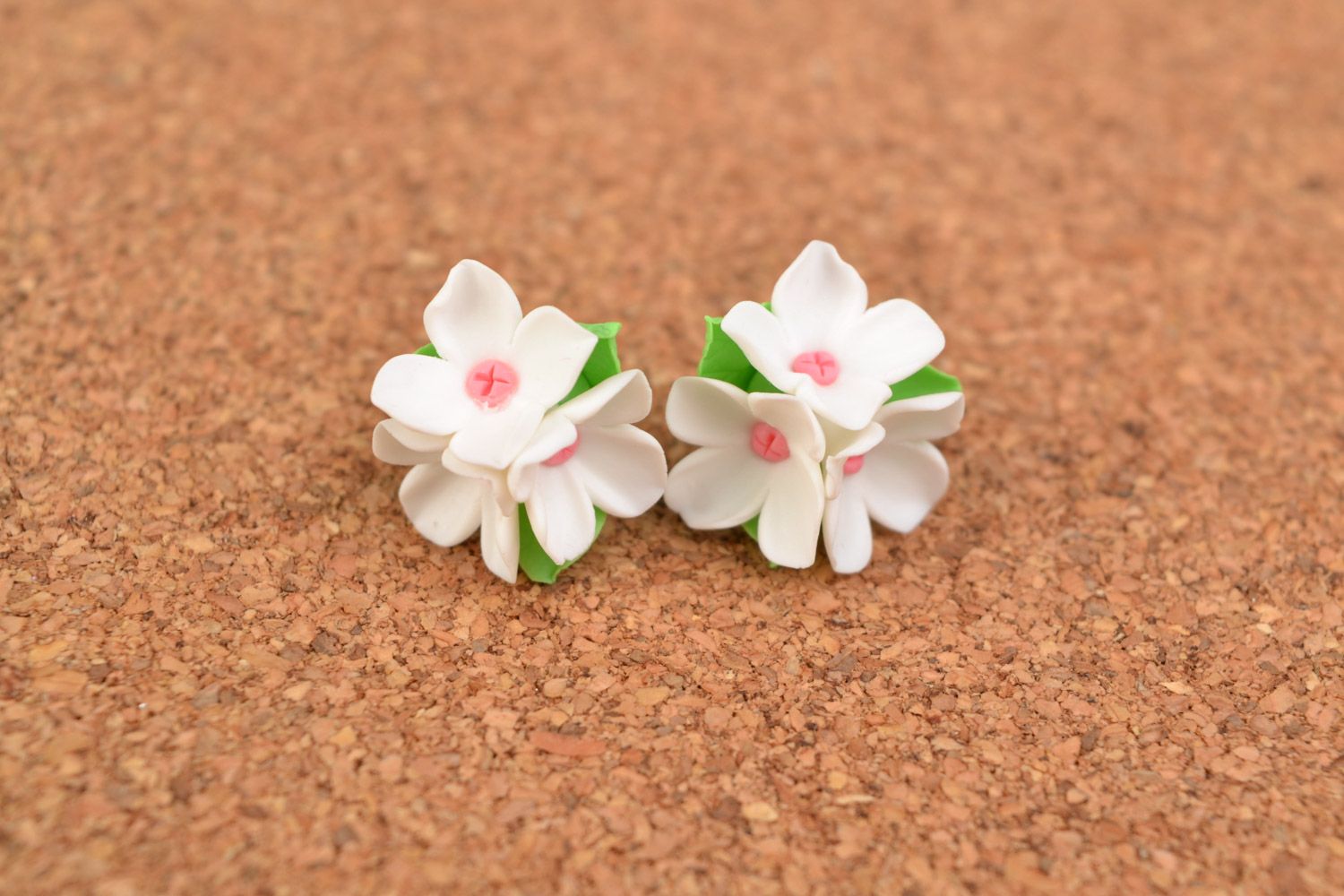 Small tender stud earrings with white flowers hand made of polymer clay photo 1