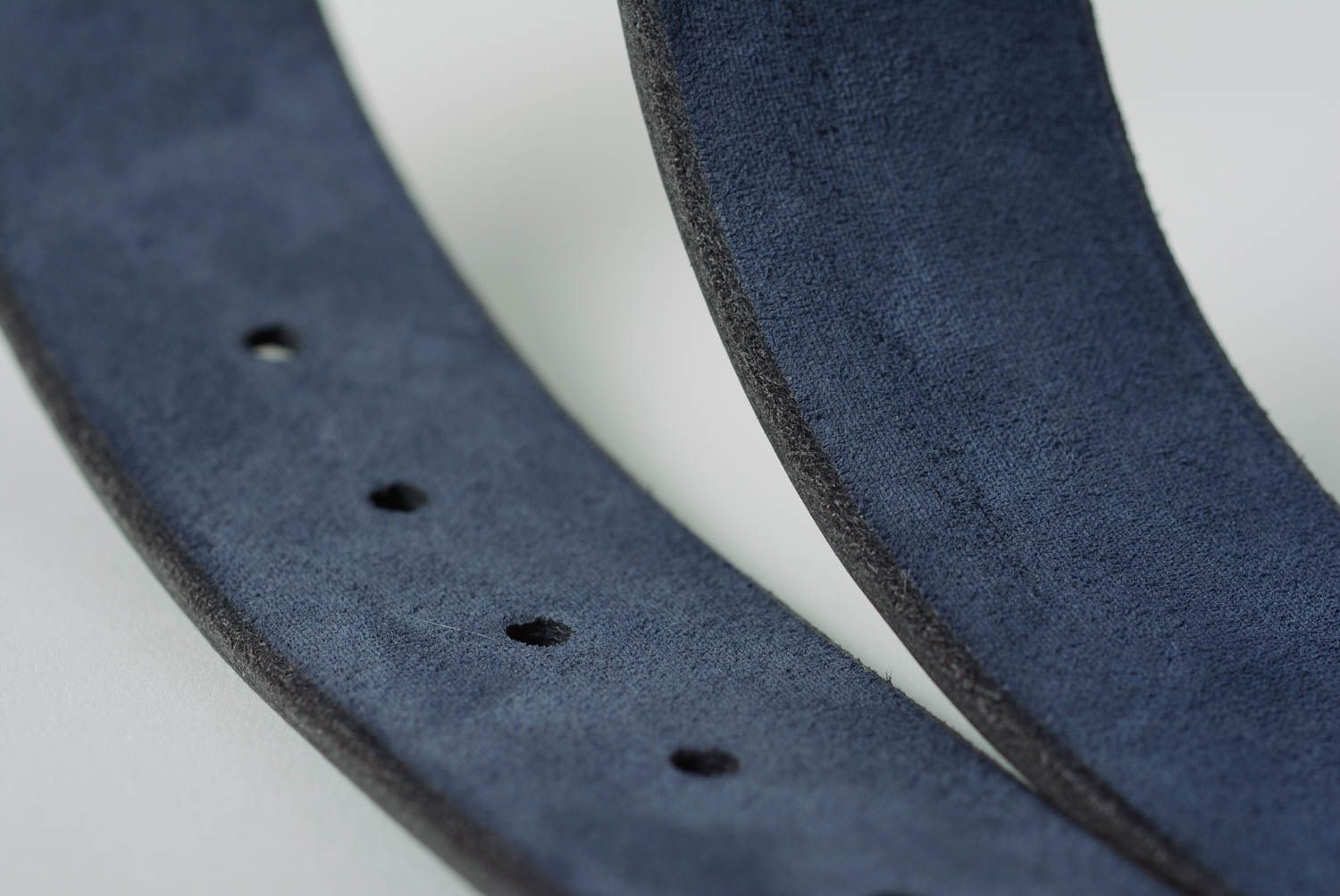 Handmade classic stylish designer genuine leather belt of black color for men photo 4