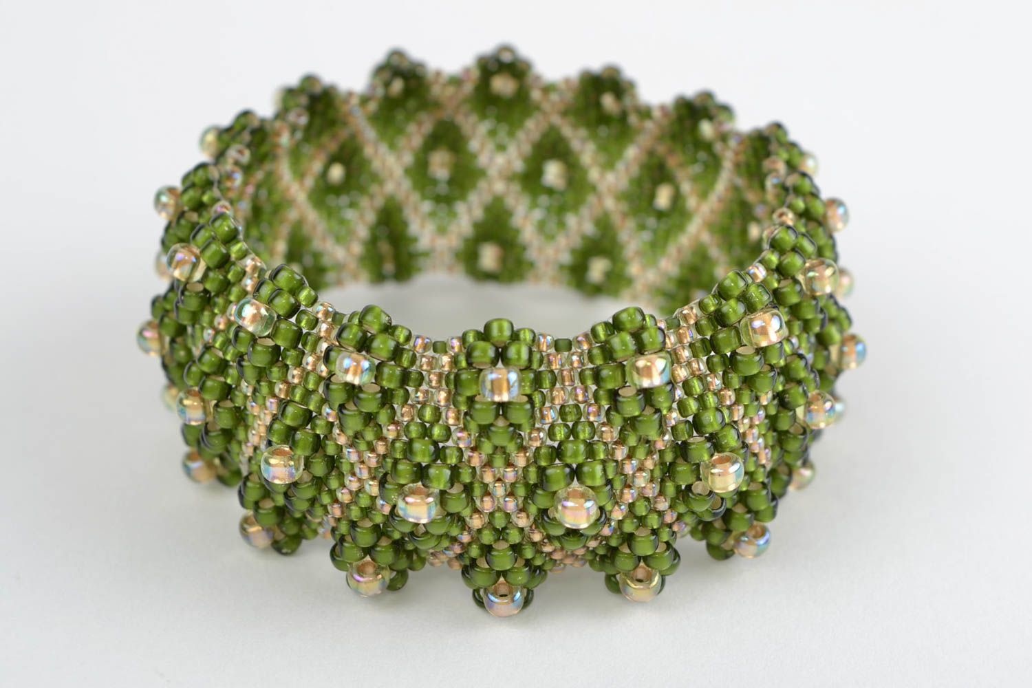 Bracelet large Bijou fait main vert tissé en perles de rocaille Cadeau femme photo 5