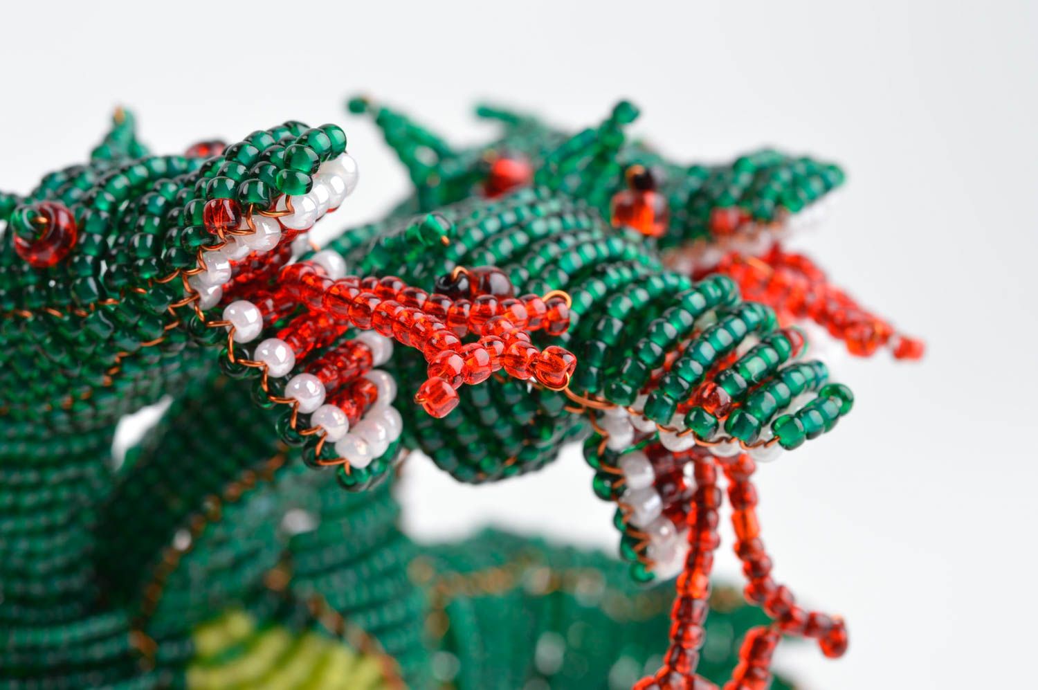 Figurine dragon fait main Objet design Déco chambre enfant perles rocailles photo 5