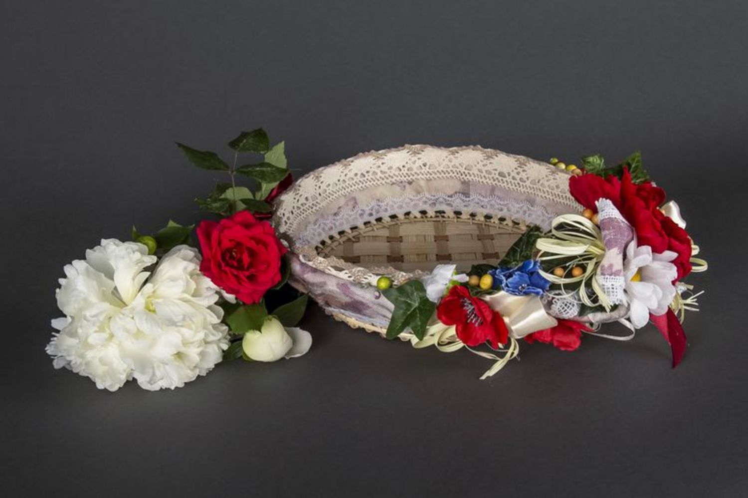 Corbeille décorative avec fleurs faite main photo 2