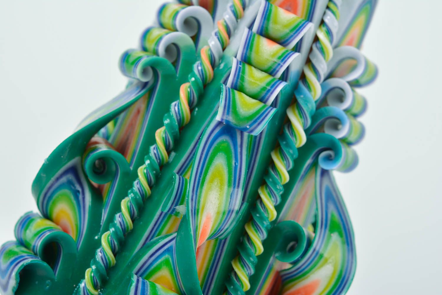 Bougie sculptée multicolore faite main en paraffine originale décorative design photo 2
