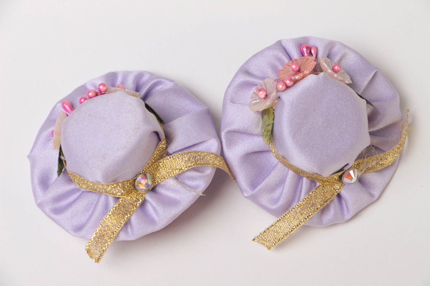 Set of 2 handmade decorative hair ties with light violet mini top hats photo 3