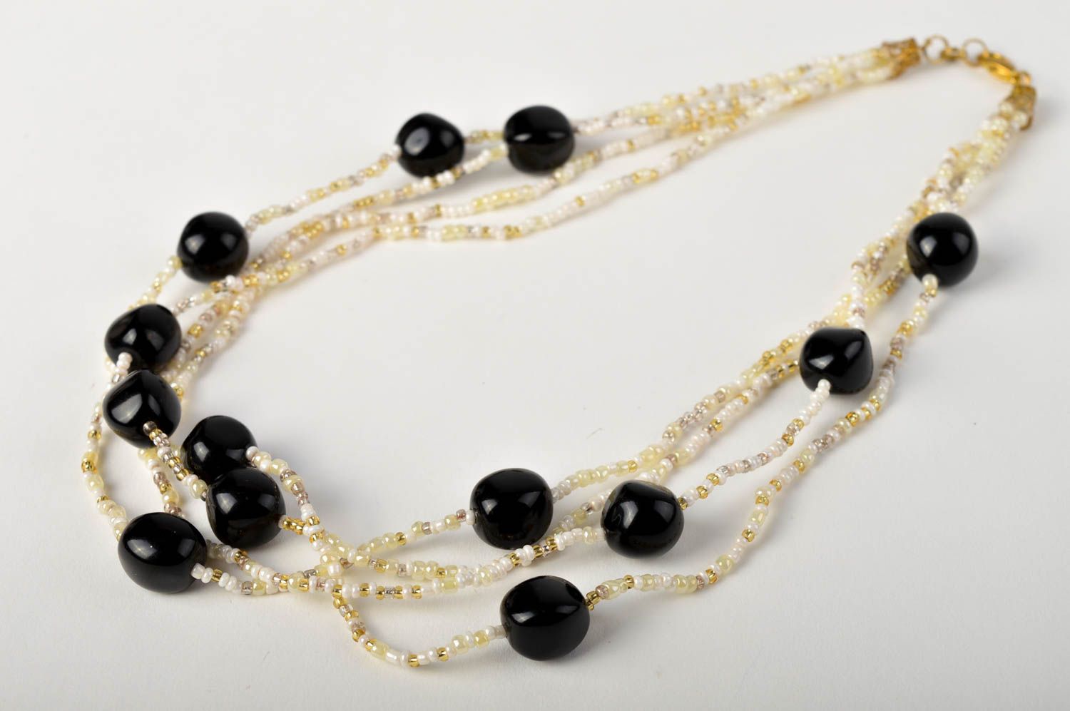 Collier en perles de rocaille Bijou fait main avec perles noires Cadeau femme photo 2