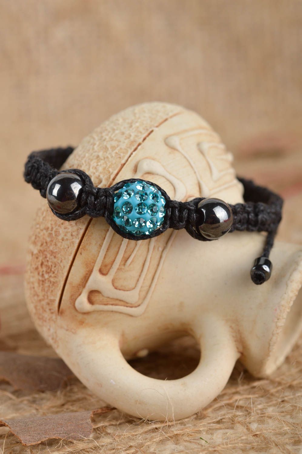 Стильный браслет из бусин ручная работа модный браслет слоник женский браслет фото 1