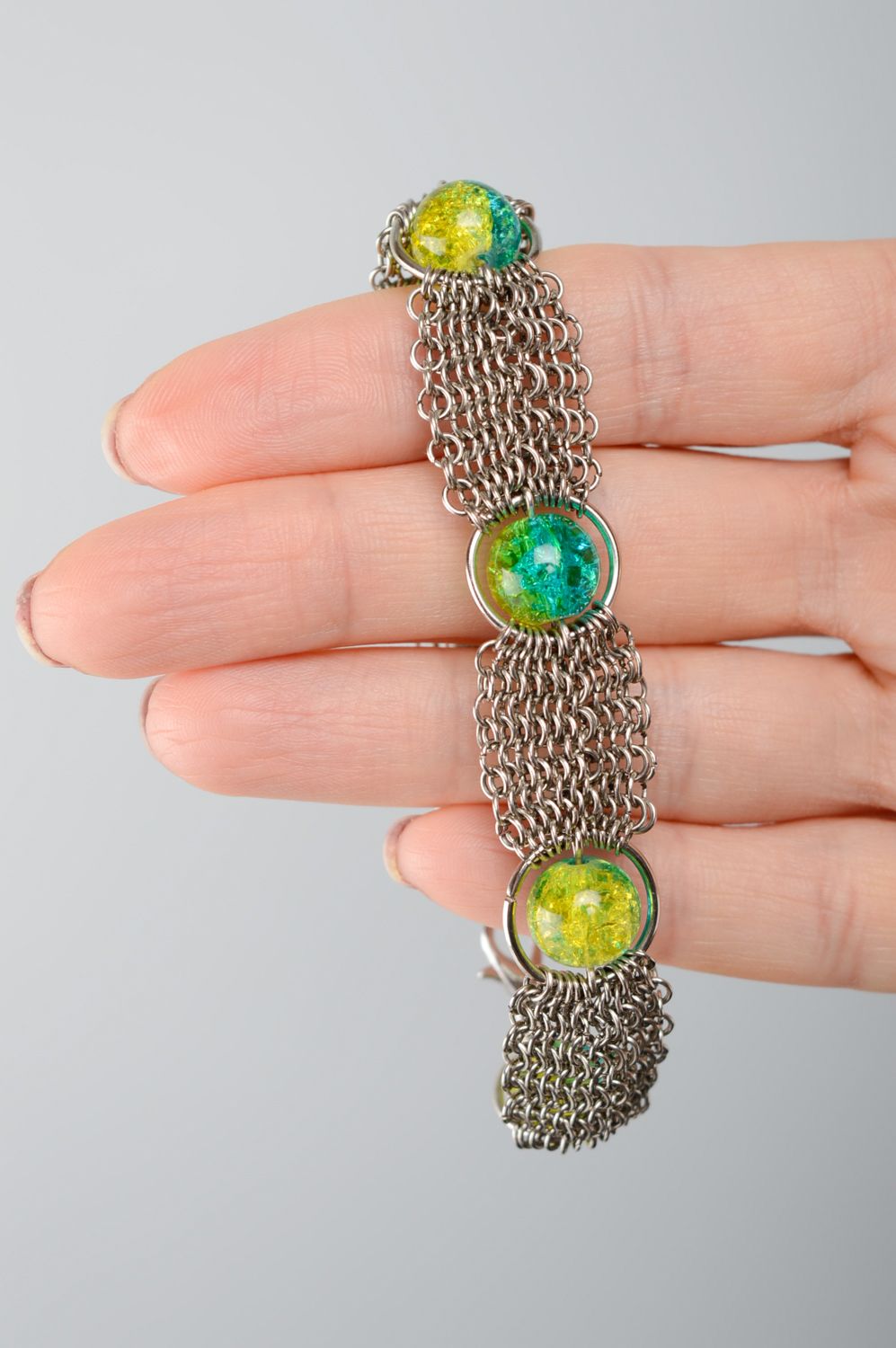 Beautiful chainmail bracelet with beads photo 5