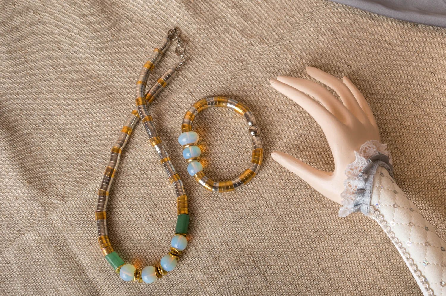 Parure de bijoux en laiton et pierres naturelles faits main collier et bracelet photo 1