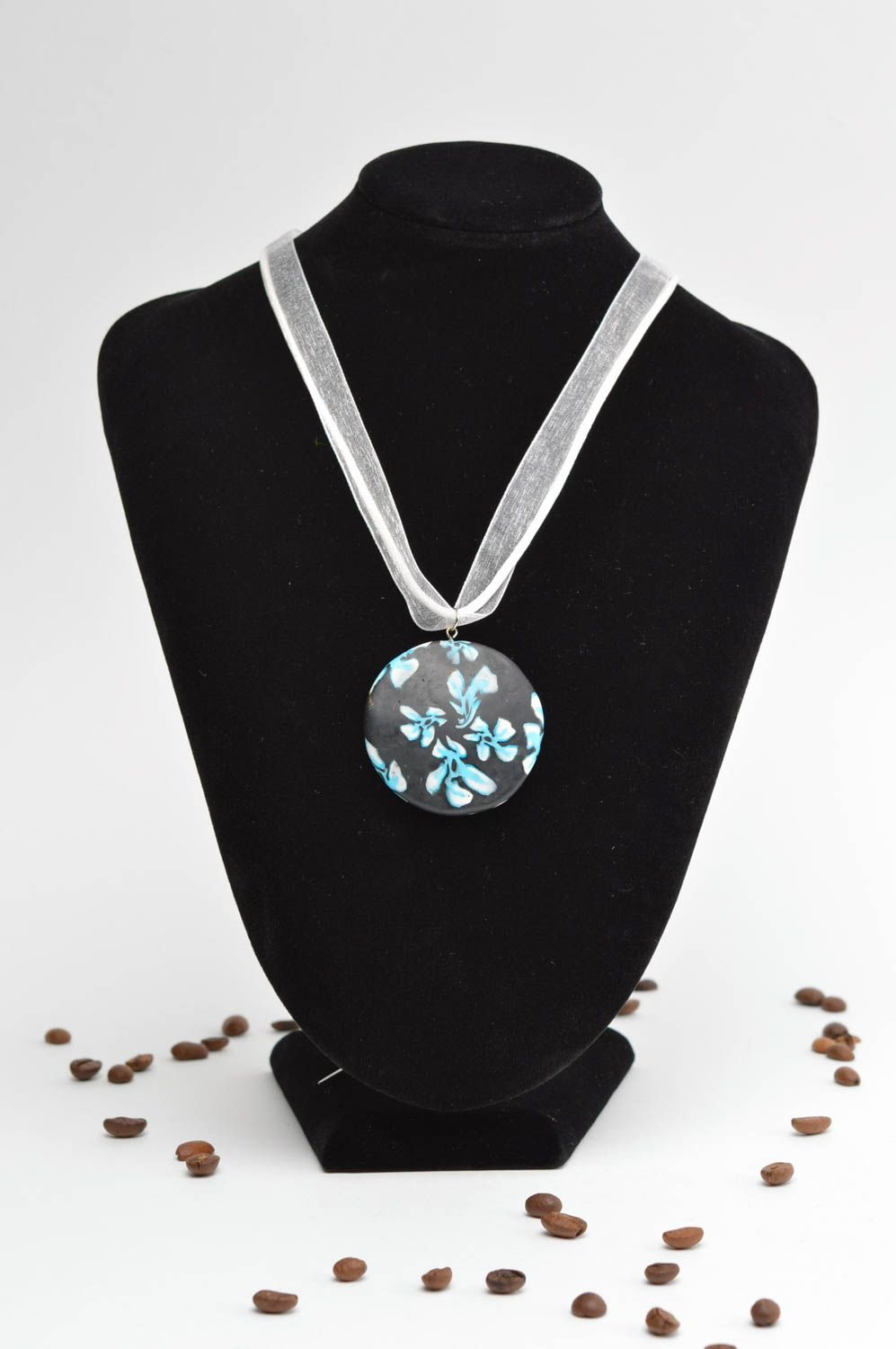 Beautiful handmade plastic neck pendant stylish glass pendant fashion jewelry photo 1