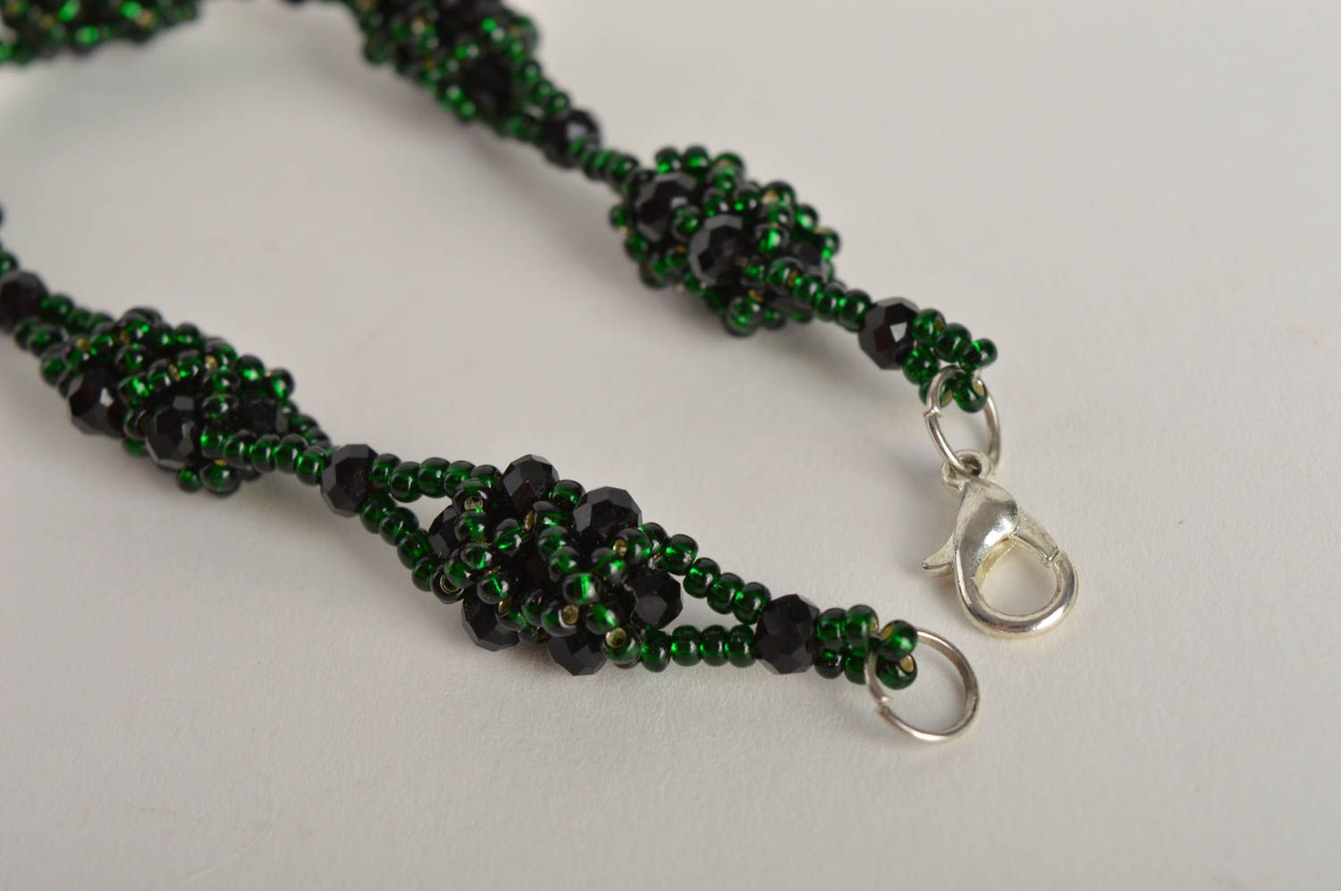 Dark green beaded bracelet costume jewelry for girls photo 3