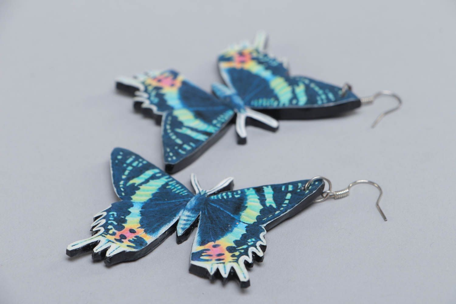 Boucles d'oreilles fantaisie Papillons bleues pâte autodurcissante faites main photo 3