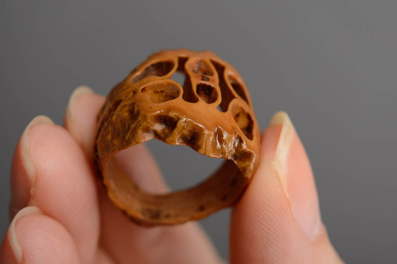 Перстень из скорлупы маньчжурского ореха 17 мм фото 3