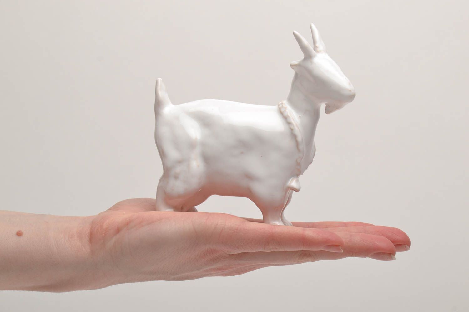 Clay statuette of goat photo 5