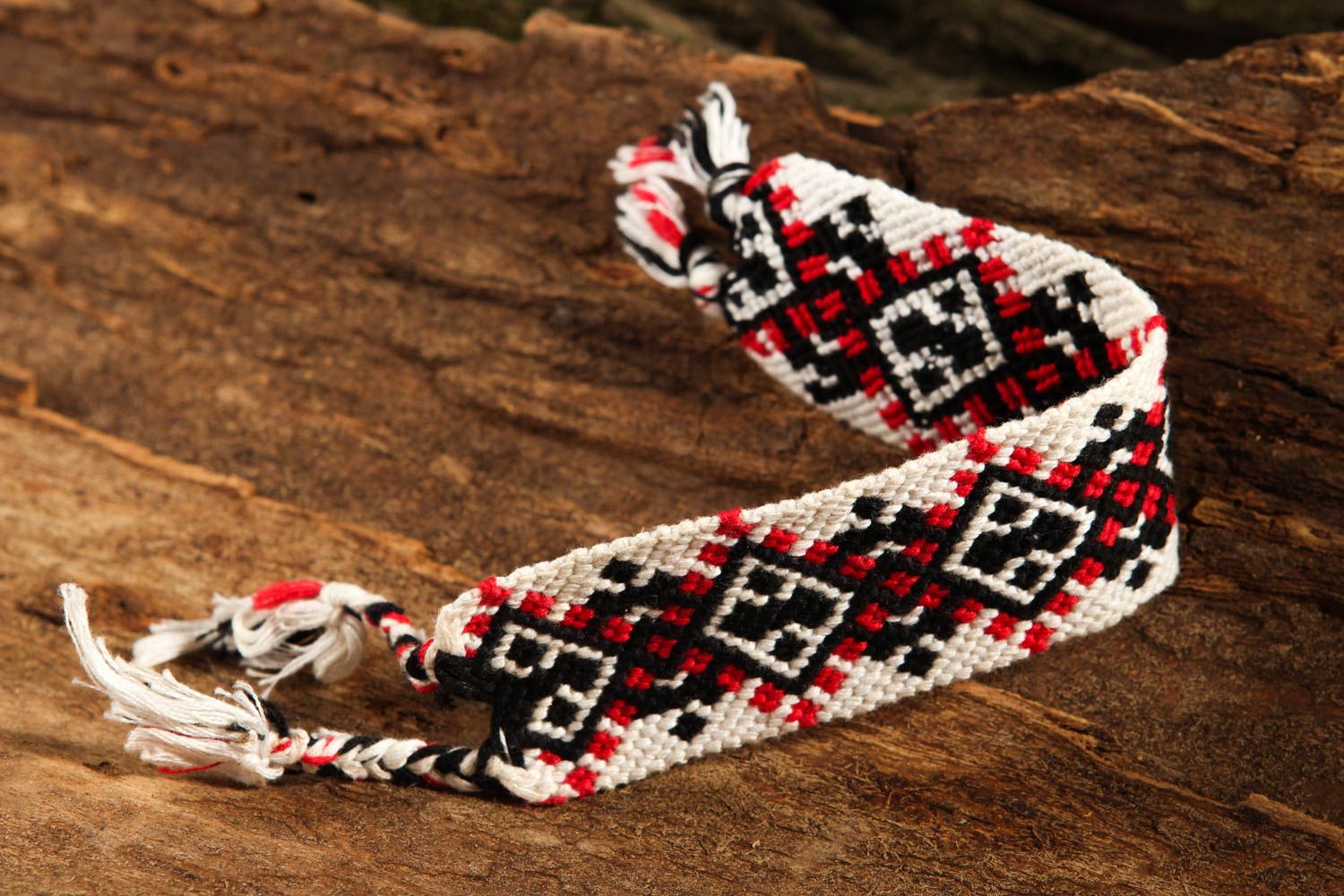 Bracelet ethnique Bijou fait main large tressé tricolore Cadeau pour femme photo 1