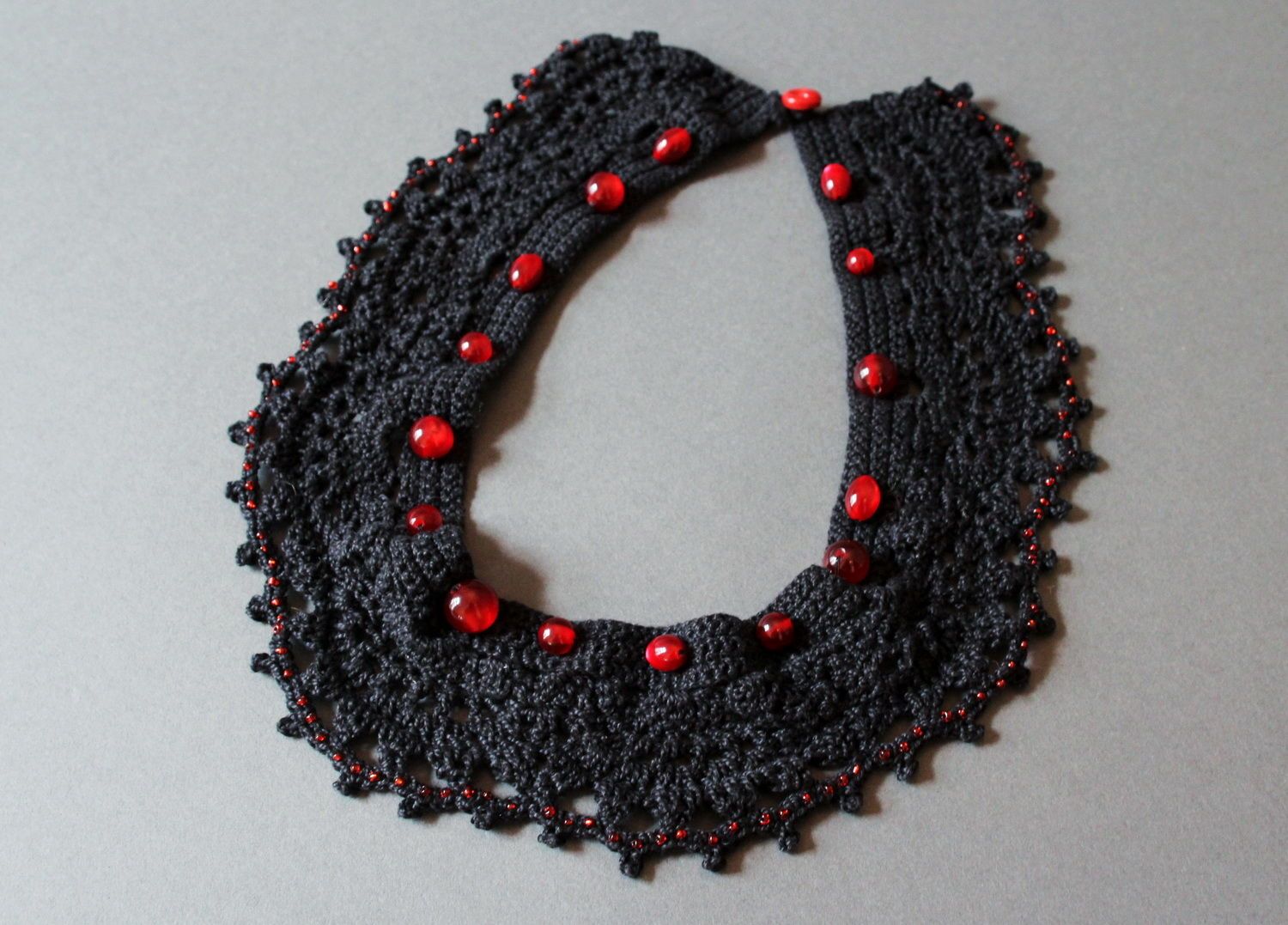 Knitted collar photo 2
