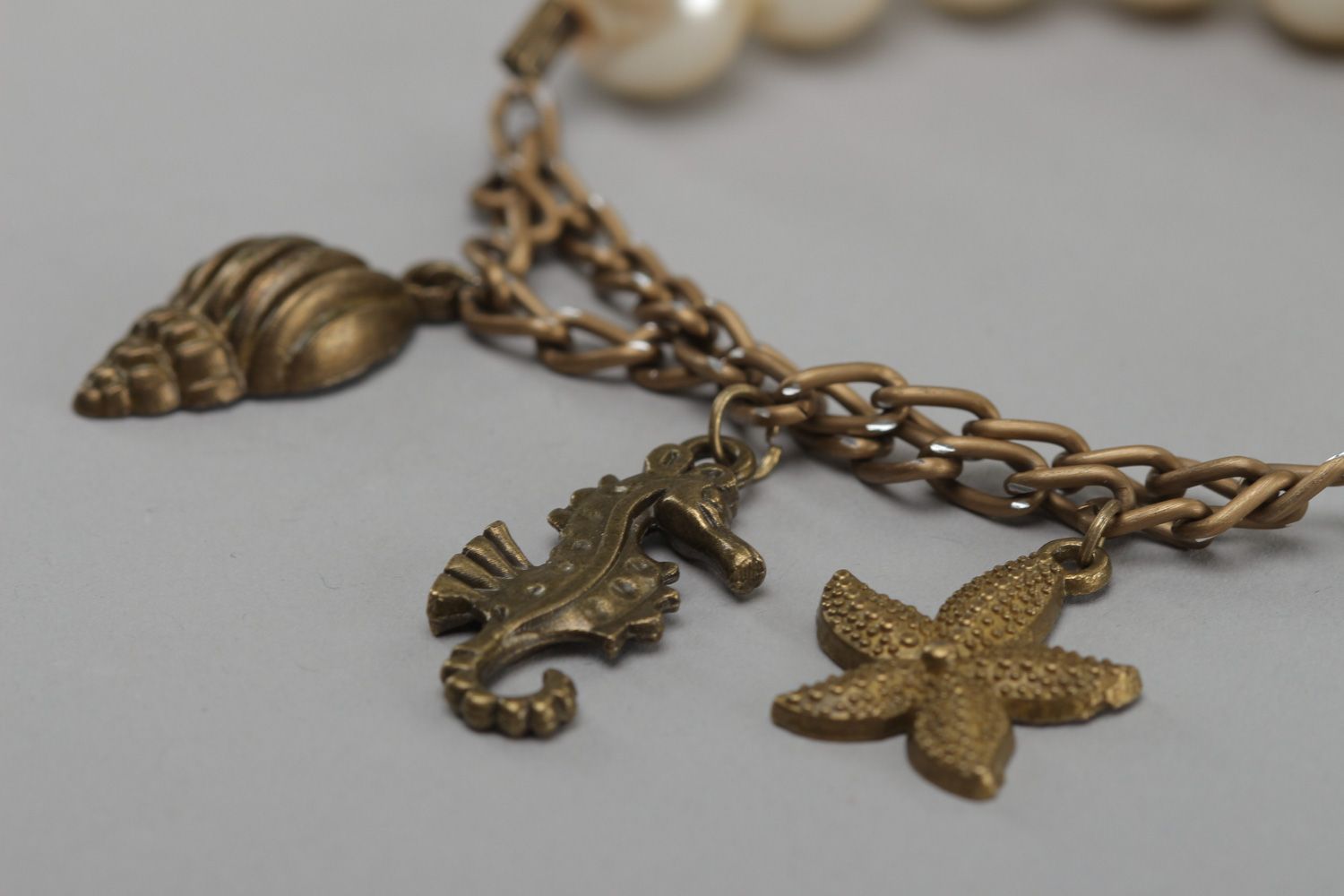 Bracelet en perles d'imitation avec breloques fait main style marin pour femme photo 3