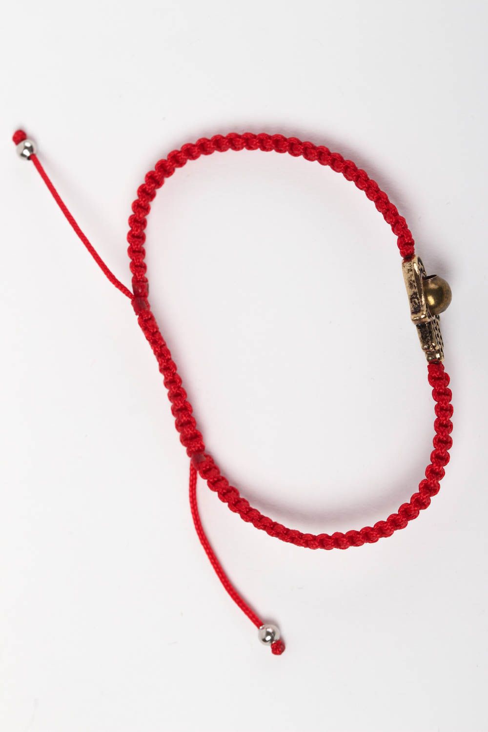 Bracelet rouge tressé Bijou fait main avec khamsa en métal Cadeau pour femme photo 2