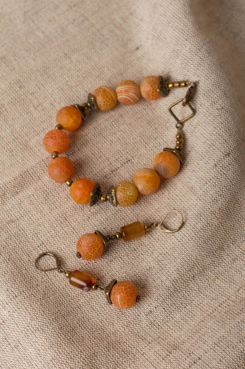 Ensemble de bracelet et boucles d'oreilles en agate orange fait main original photo 1